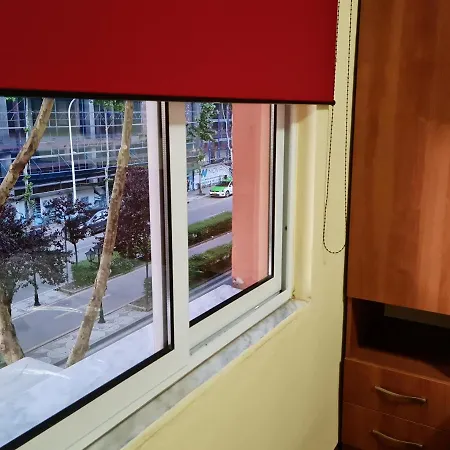 2v1 - 21 Dhjetori Am Διαμέρισμα