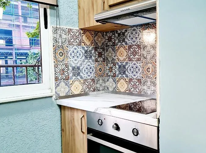 Daire 2v1 - 21 Dhjetori Am Tiran